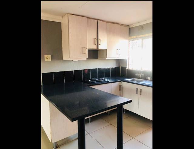 1 BEDROOM PROPERTY TO RENT IN MANIINI